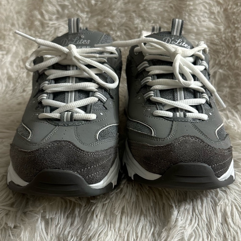 Skechers Women's Sport D'Lites ‘Me Time’ Lace-up Athletic Sneaker Size 11 - Picture 11 of 12